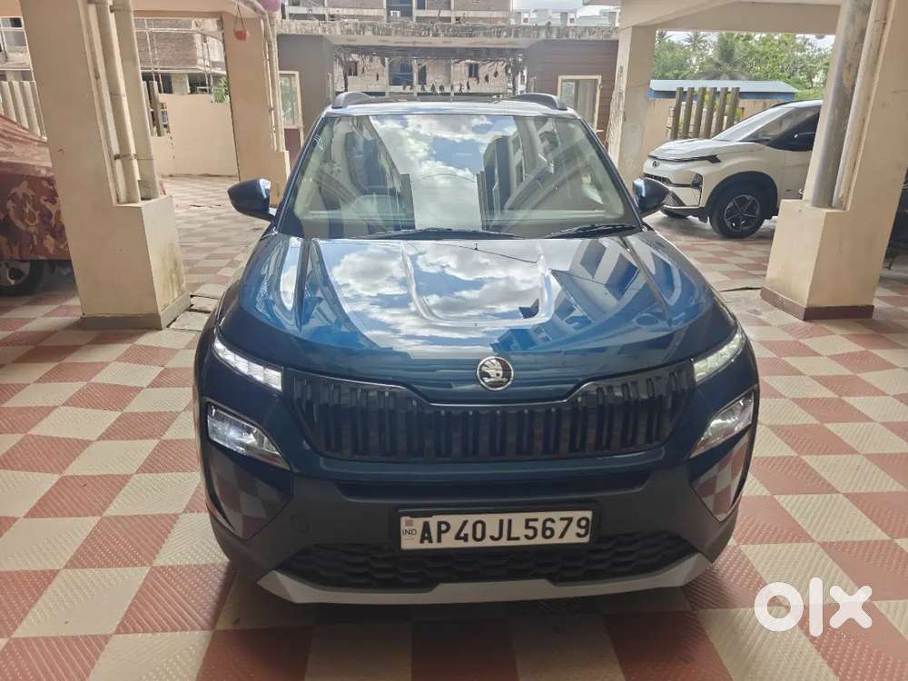 Skoda Kylaq Signature Plus Lava Blue Driven Only 4800
