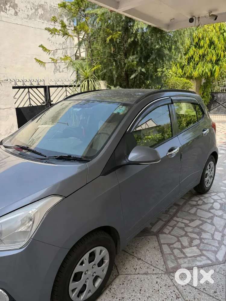 Hyundai Grand I10 Sportz 2016 Petrol