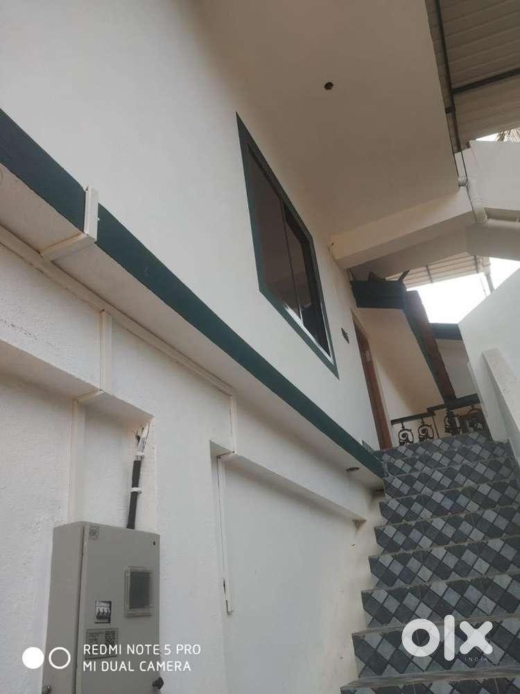 Flat for Rent minutes walk to Ktc Bus stand, Church, Market and School