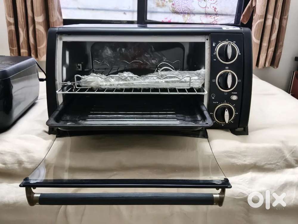 Oven good condition bajaj