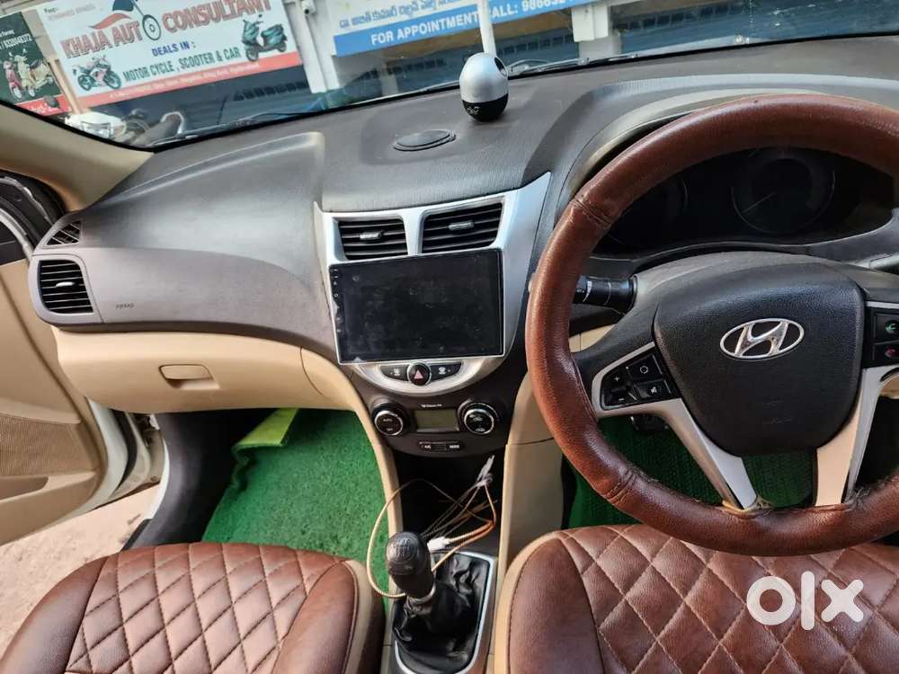 Hyundai Fluidic Verna 2013