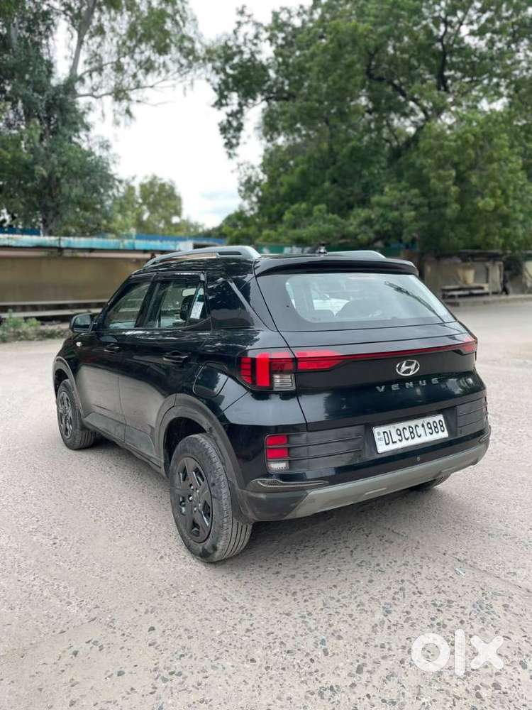 Hyundai Venue 1.2 S Plus, 2023, Petrol
