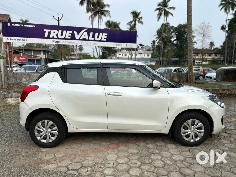 Maruti Suzuki Swift 2018 Amt Vxi, 2022, Petrol