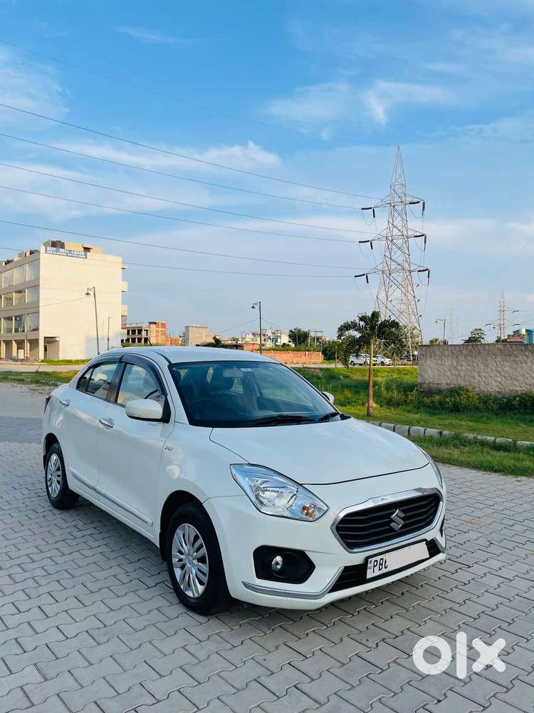 Maruti Suzuki Swift Dzire Vxi Optional, 2017, Petrol