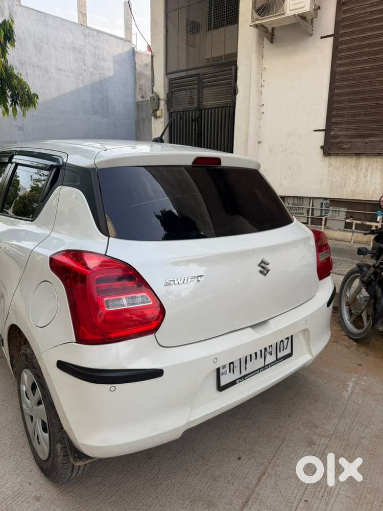 Maruti Swift Petrol 2024