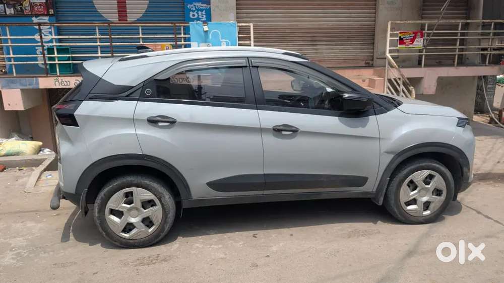 Tata Nexon 2024 Petrol Manual