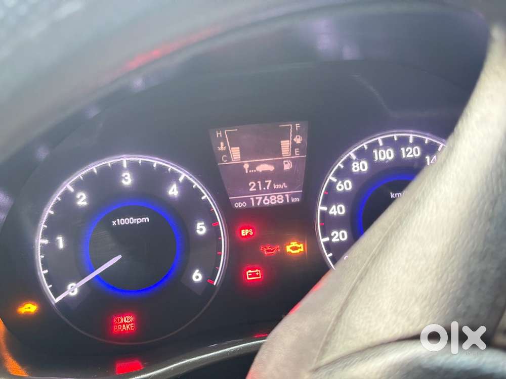 Hyundai Fluidic Verna 2012 Year