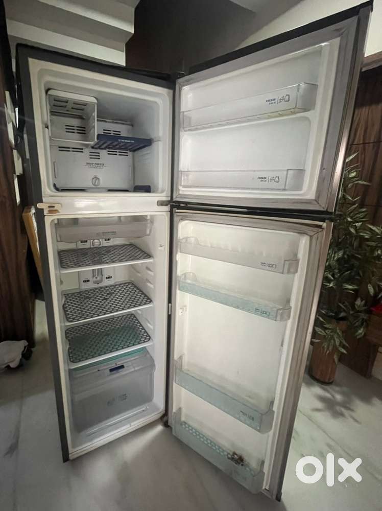 Whirlpool Approx 245 L