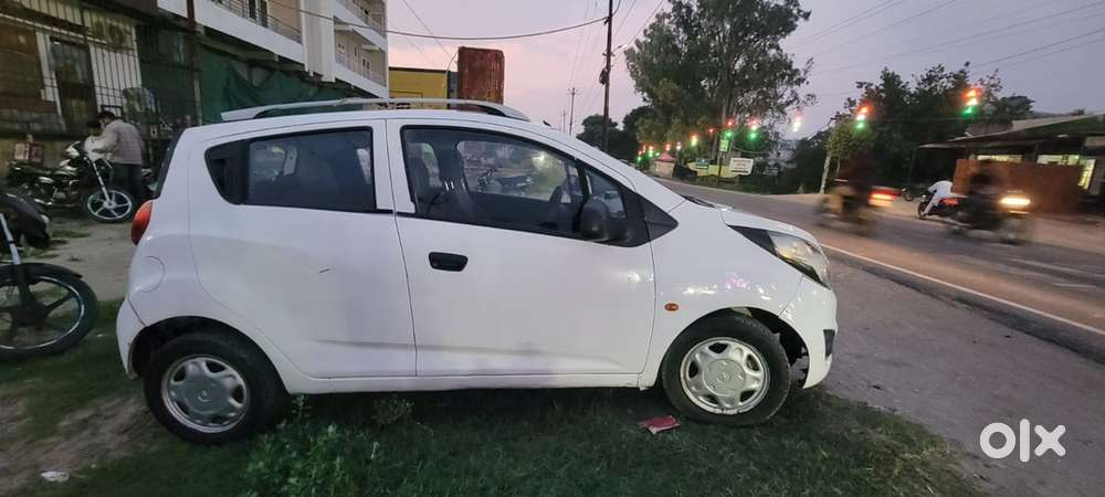 Chevrolet Beat Petrol 2016