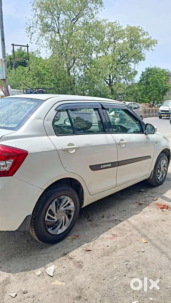 Maruti Suzuki Swift Dzire 1.2 Vxi Bsiv, 2012, Petrol