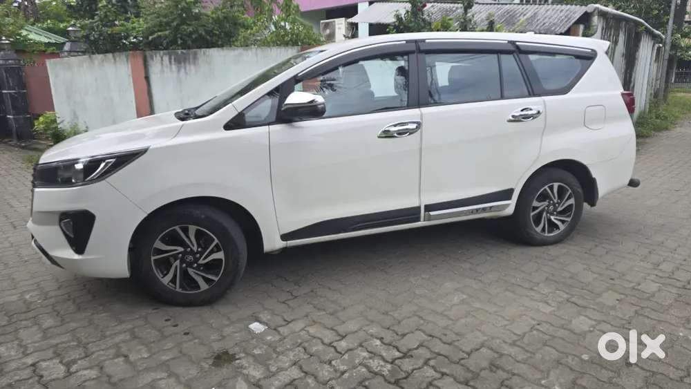 Toyota Innova Crysta 2022 Diesel 113000 Km Driven