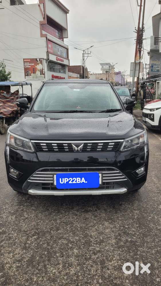 Mahindra Xuv300 W8 Option Diesel, 2023, Diesel