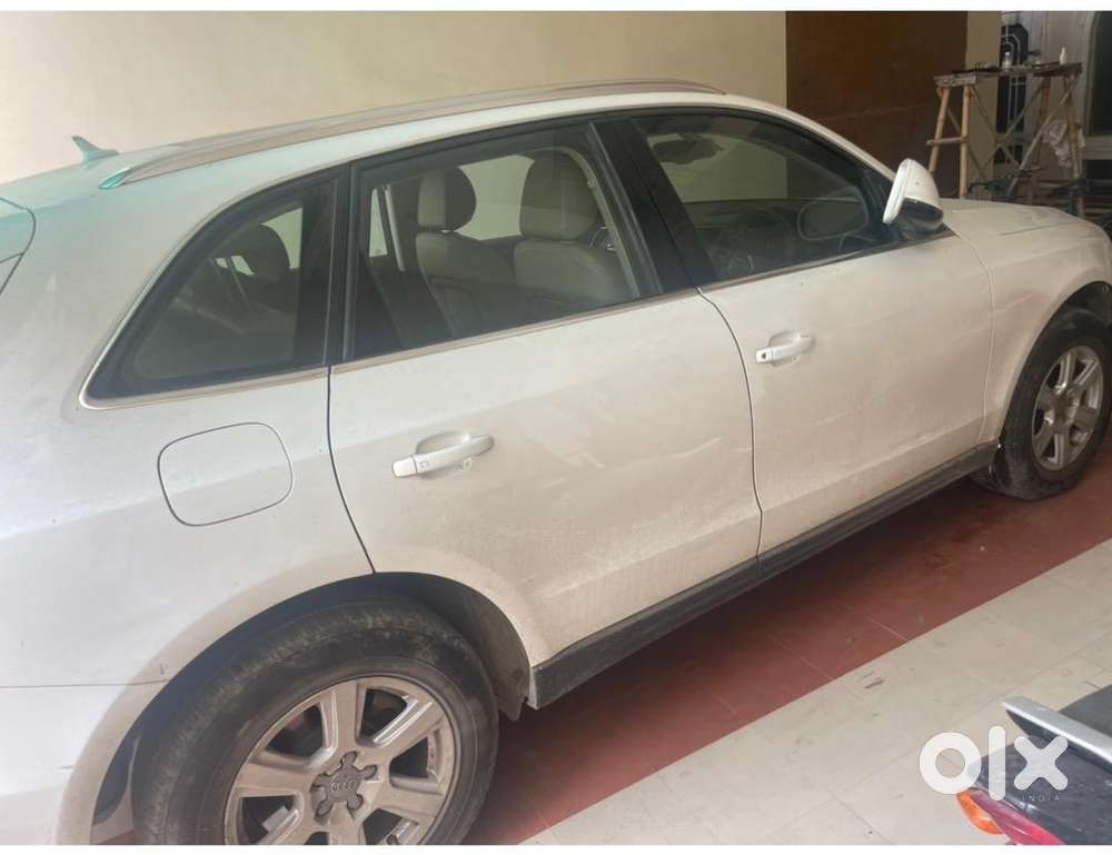 Audi Q5 2010 Diesel Well Maintained