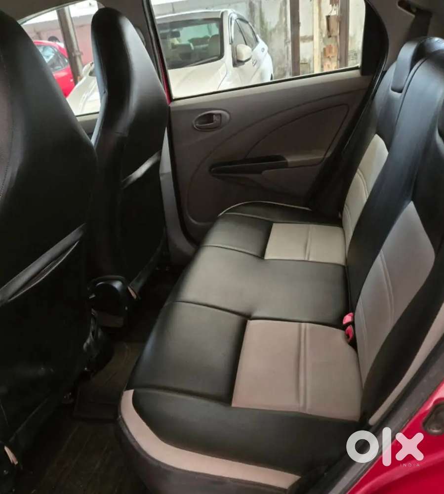 Toyota Etios Liva 2011