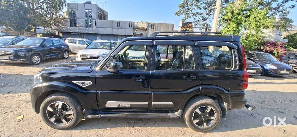Mahindra Scorpio Classic 2.2 S 11 Mt 7 Str, 2025, Diesel