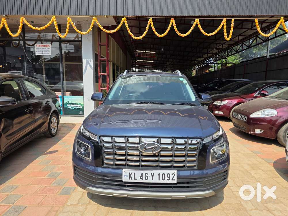 Hyundai Venue 1.2 S (o), 2023, Petrol