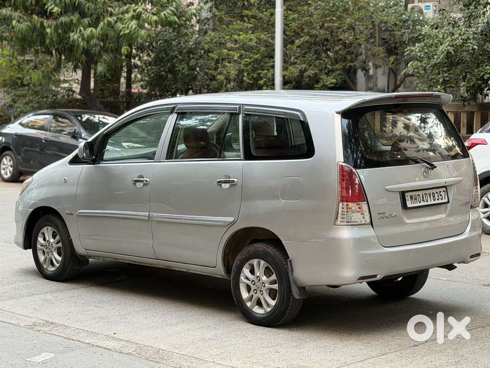 Toyota Innova 2.5 G (diesel) 8 Seater, 2009, Diesel