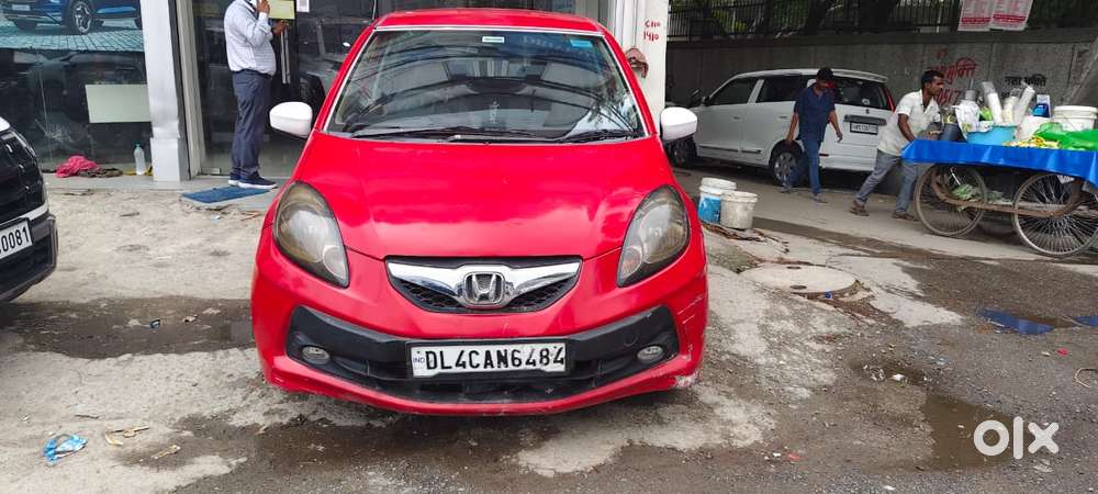 Honda Brio 2011-2013 V Mt, 2012, Petrol