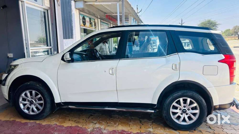 Mahindra Xuv 500 W8 2016