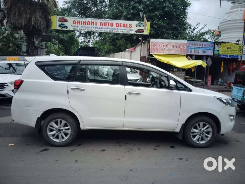 Toyota Innova Crysta 2.4 Gx Mt 8s, 2017, Diesel