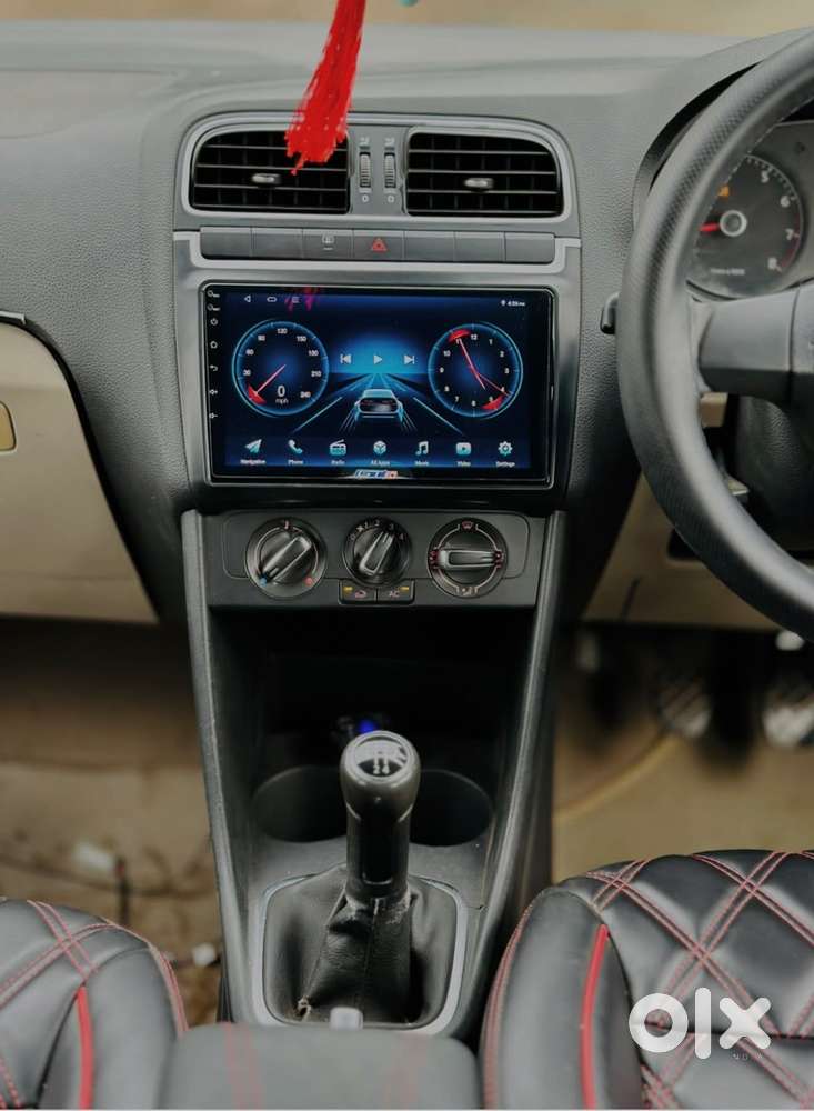 Volkswagen Polo Petrol Manual 2011