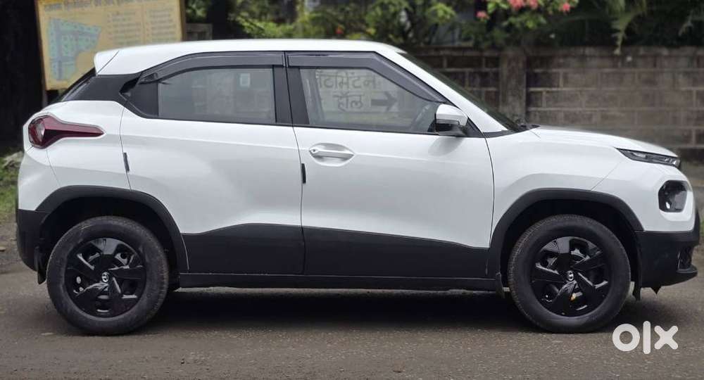 Tata Punch, 2022, Petrol