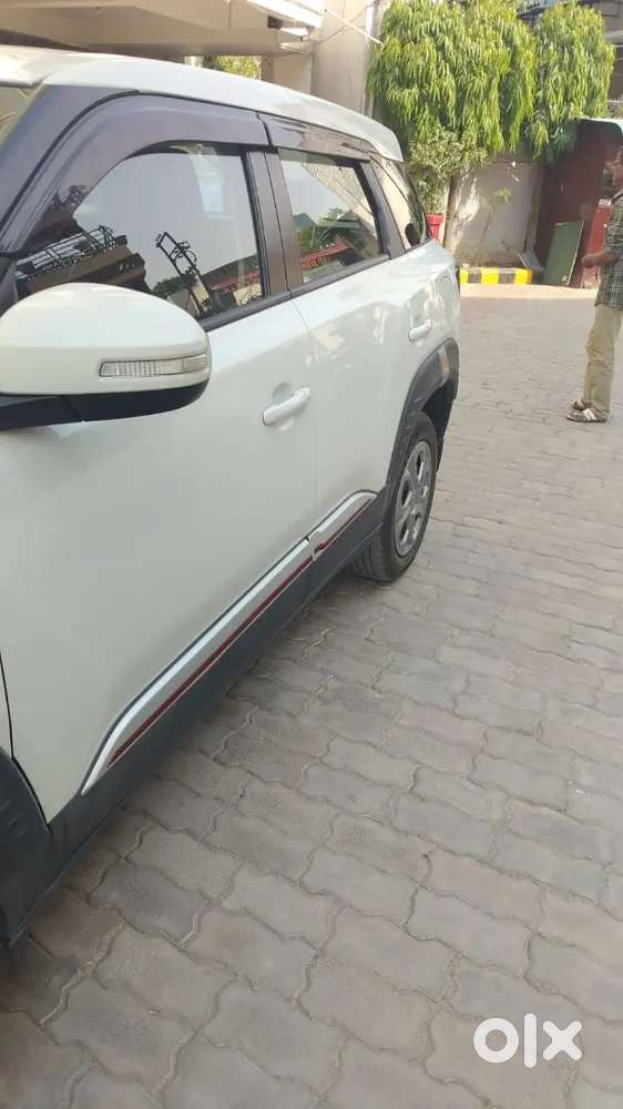 Maruti Breeza Vxi