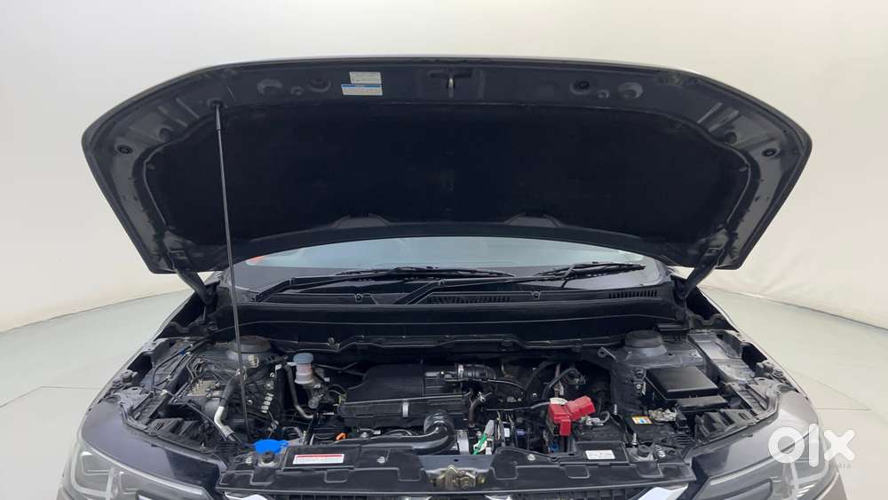 Maruti Suzuki Vitara Brezza 1.5 Zxi At, 2024, Petrol