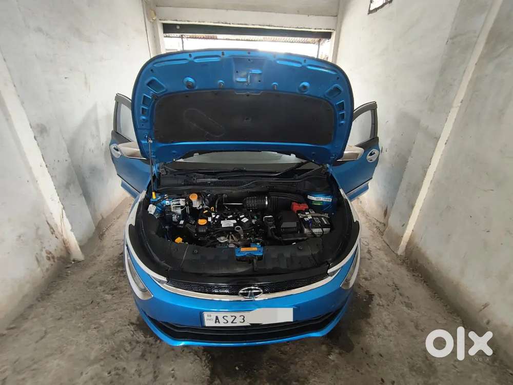 Tata Altroz 2023 Petrol 12000 Km Driven