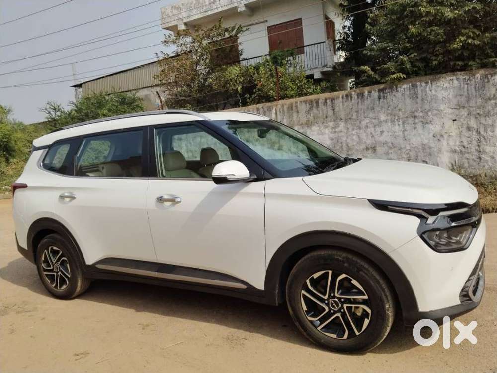 Kia Carens 1.5 Luxury Plus Turbo Dct 7 Str, 2024, Petrol