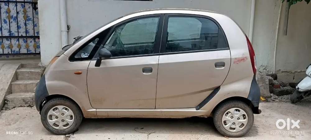 Tata Nano 2011