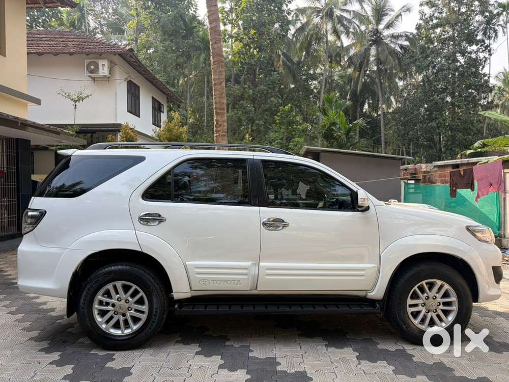 Toyota Fortuner Diesel 2014 At