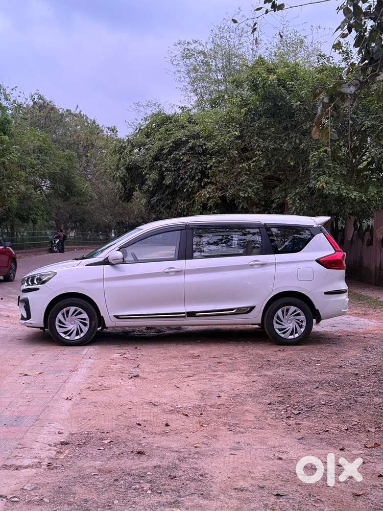 Maruti Ertiga Vxi 2025