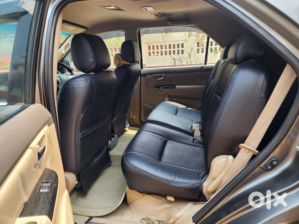Toyota Fortuner 3.0 4x2 Mt, 2012, Diesel