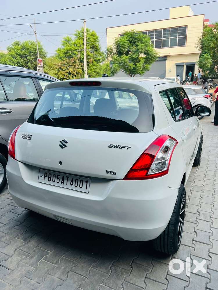 Maruti Suzuki Swift Ddis Ldi, 2015, Diesel
