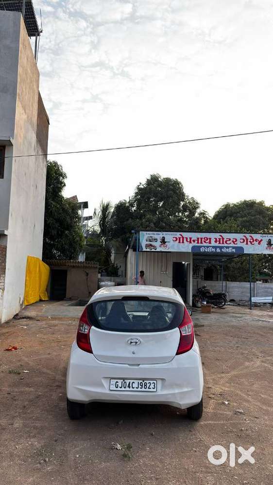 Hyundai Eon Era +, 2017, Petrol