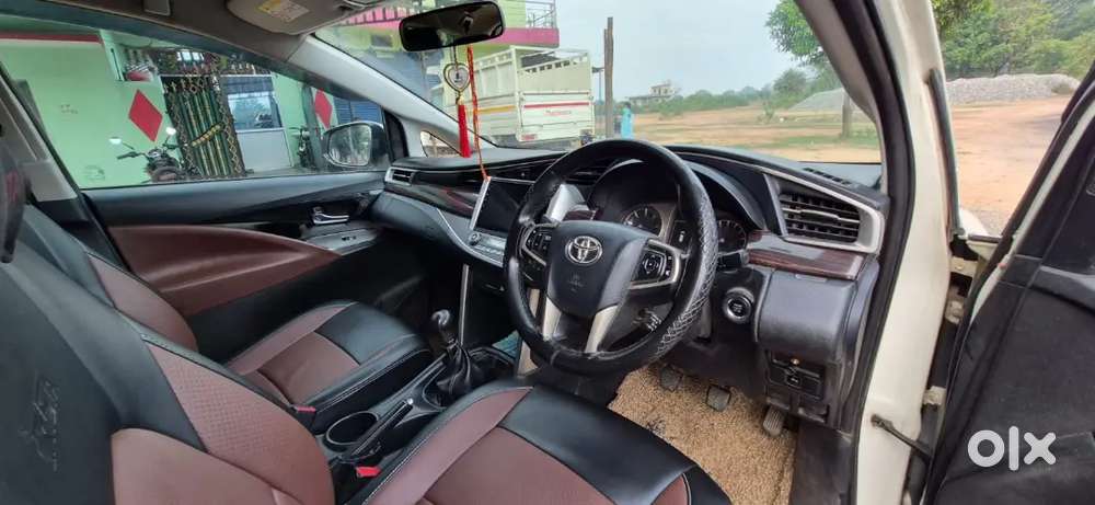 Toyota Innova Crysta 2019 Diesel Manual