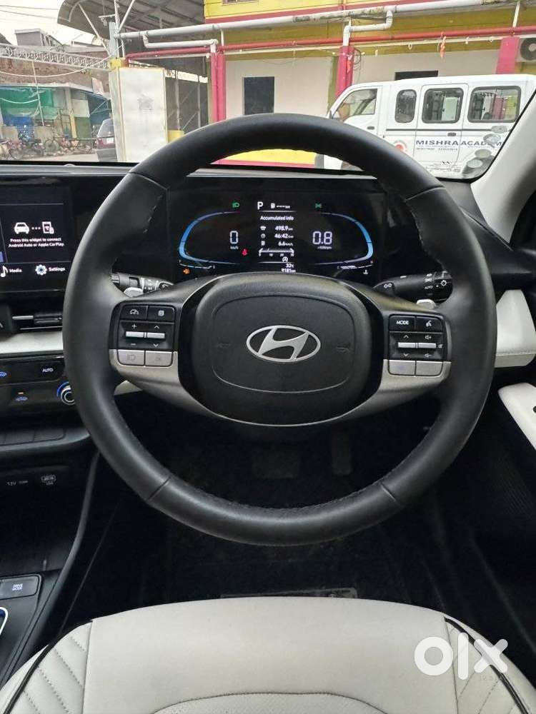 Hyundai Verna 1.5 Sx (o) Ivt, 2023, Petrol