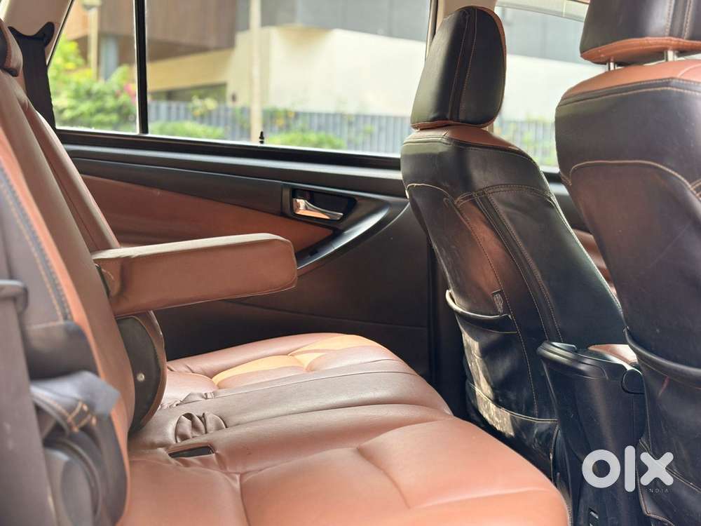 Toyota Innova Crysta 2.4 G Mt, 2019, Diesel