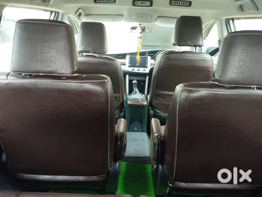 Toyota Innova Crysta 2018 Diesel Well Maintained