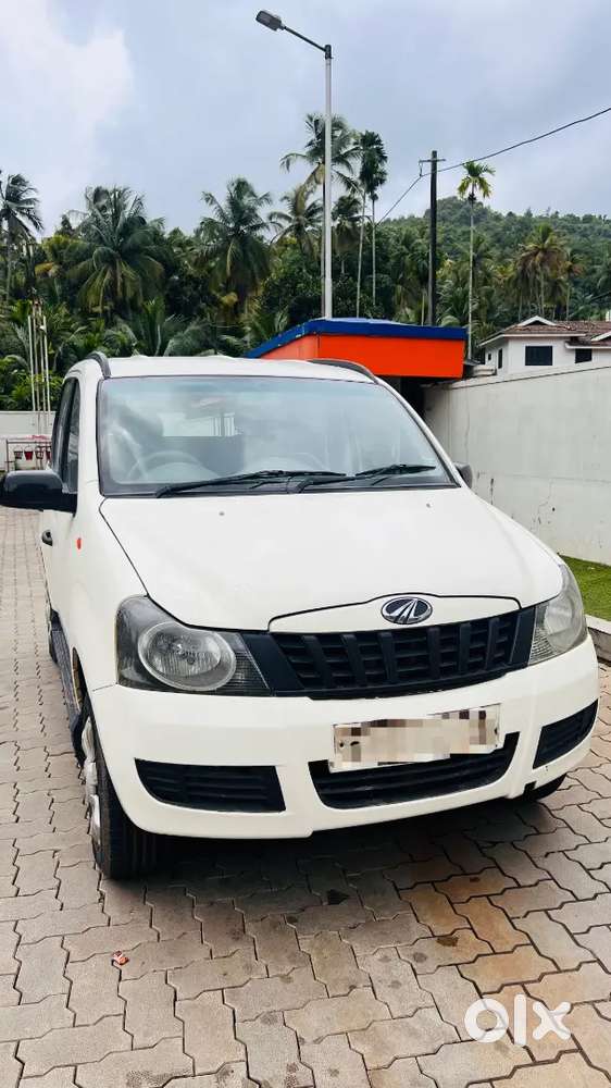 Mahindra Quanto 1.5 C4 2013 Diesel 7 Seater