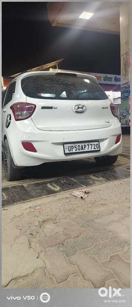 Hyundai I10 Sportz 2015 Petrol Ples Cng. 25 +. Milega