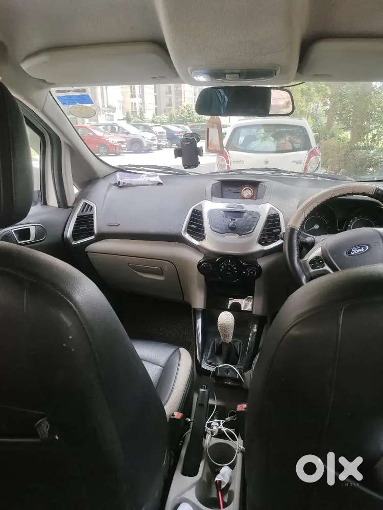 Ford Ecosport Dec 2014 (bsiv) Petrol Well Maintained