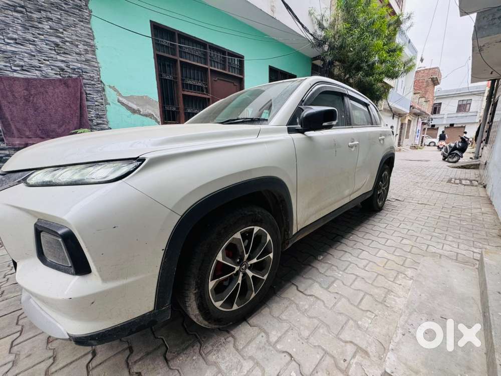 Maruti Suzuki Grand Vitara 2024 Petrol 30000 Km Driven