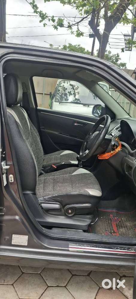 Maruti Suzuki Swift Vvt Zxi, 2015, Petrol