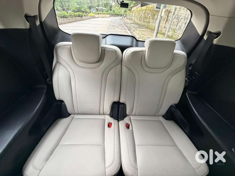 Mahindra Xuv700 2.2 Ax 7 Diesel At Luxury Pack Str, 2023, Diesel