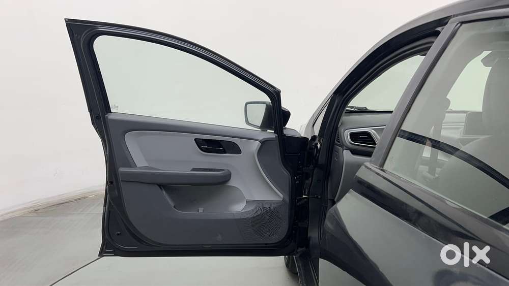 Tata Altroz 1.2 Xt, 2020, Petrol