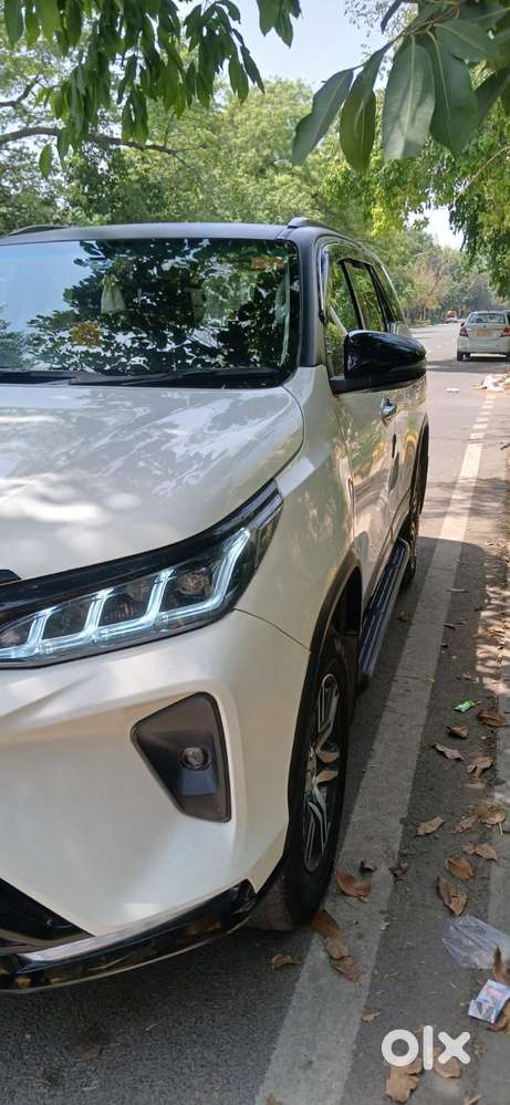 Toyota Fortuner Legender 4x2 At 2.8, 2024, Diesel