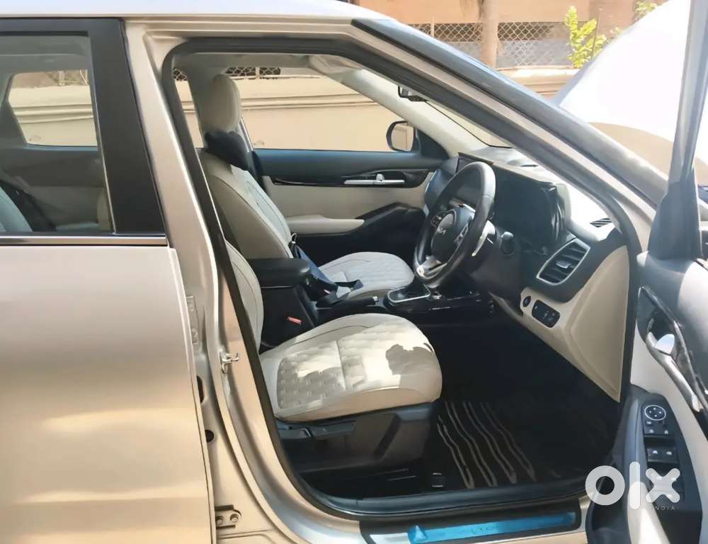 Kia Seltos Htx Petrol 1.5 Ivt Automatic Top Model