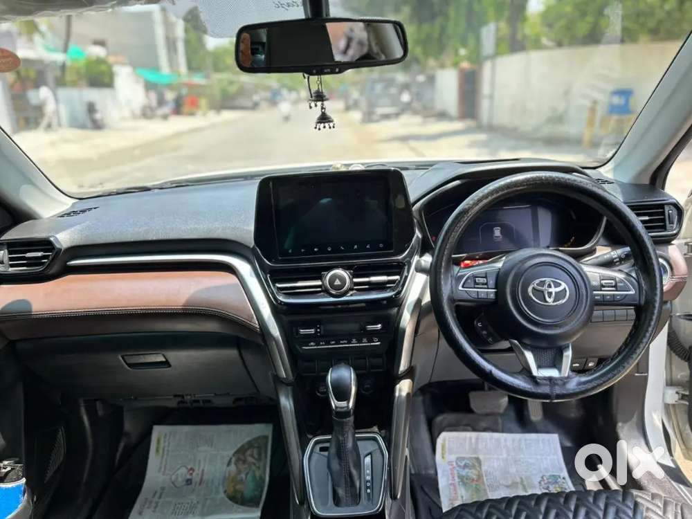 Toyota Urban Cruiser Hyryder 2023 Petrol Hybrid 74000 Km Driven